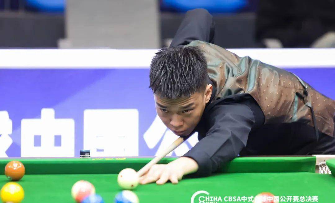 的足球赛中 的足球赛中