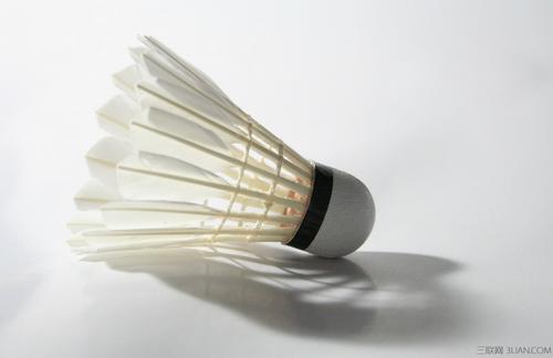 NBA常规赛：库里复出勇士力克鹈鹕的关键因素.