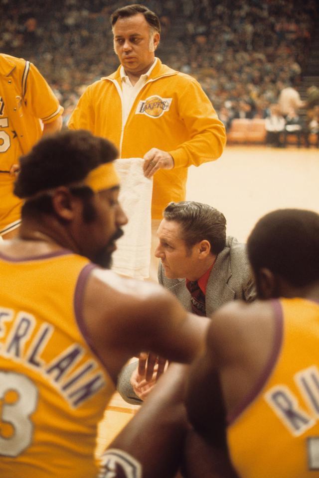 这表明伊万 这表明伊万